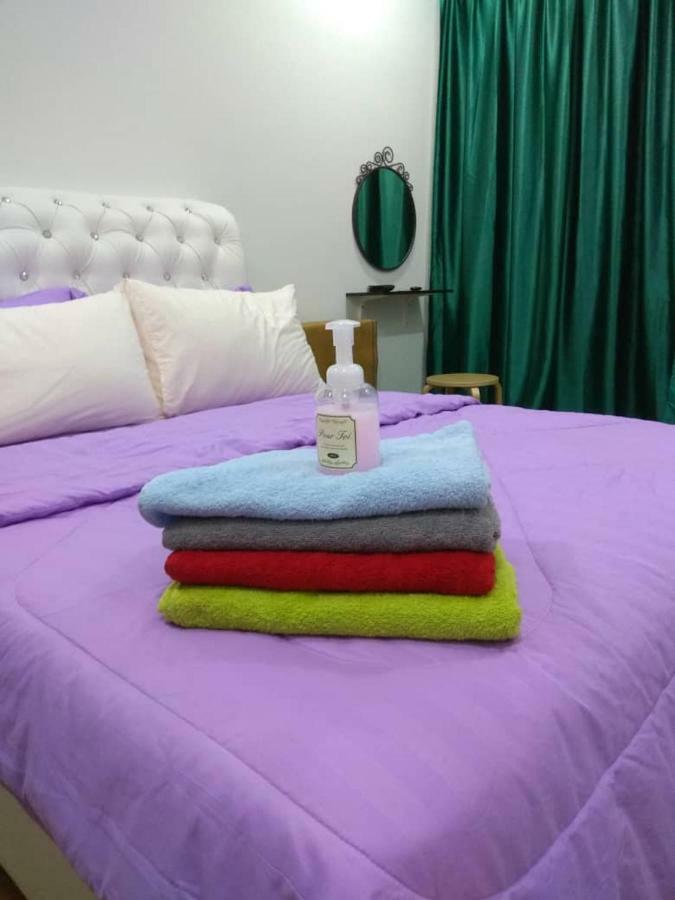 Putra 1 Pool Homestay Bandar Seri Putra Kampong Sungai Buah Bagian luar foto